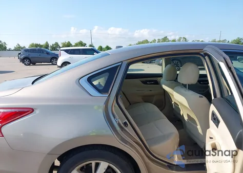 2013 Nissan Altima 2.5 Sv z USA, uszkodzony, nr VIN 1N4AL3AP6DN512112